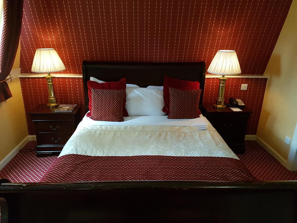 Carlton Park Hotel Ротергем Екстер'єр фото